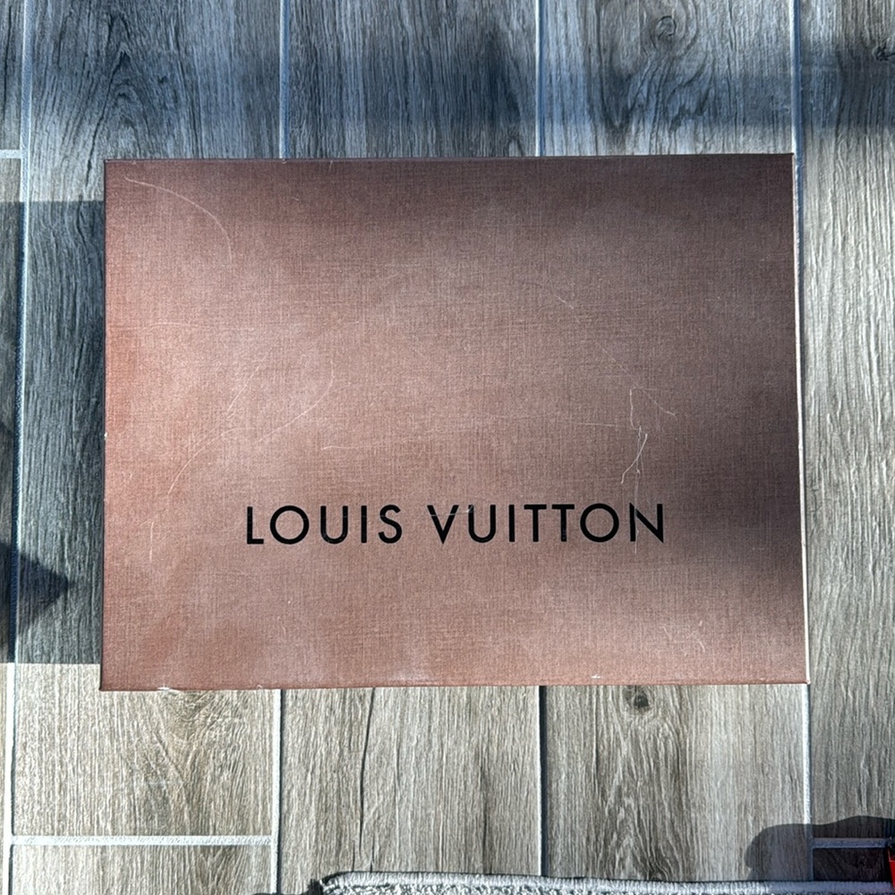 Authentic Louis Vuitton Box - Hard Shell Original - image 1